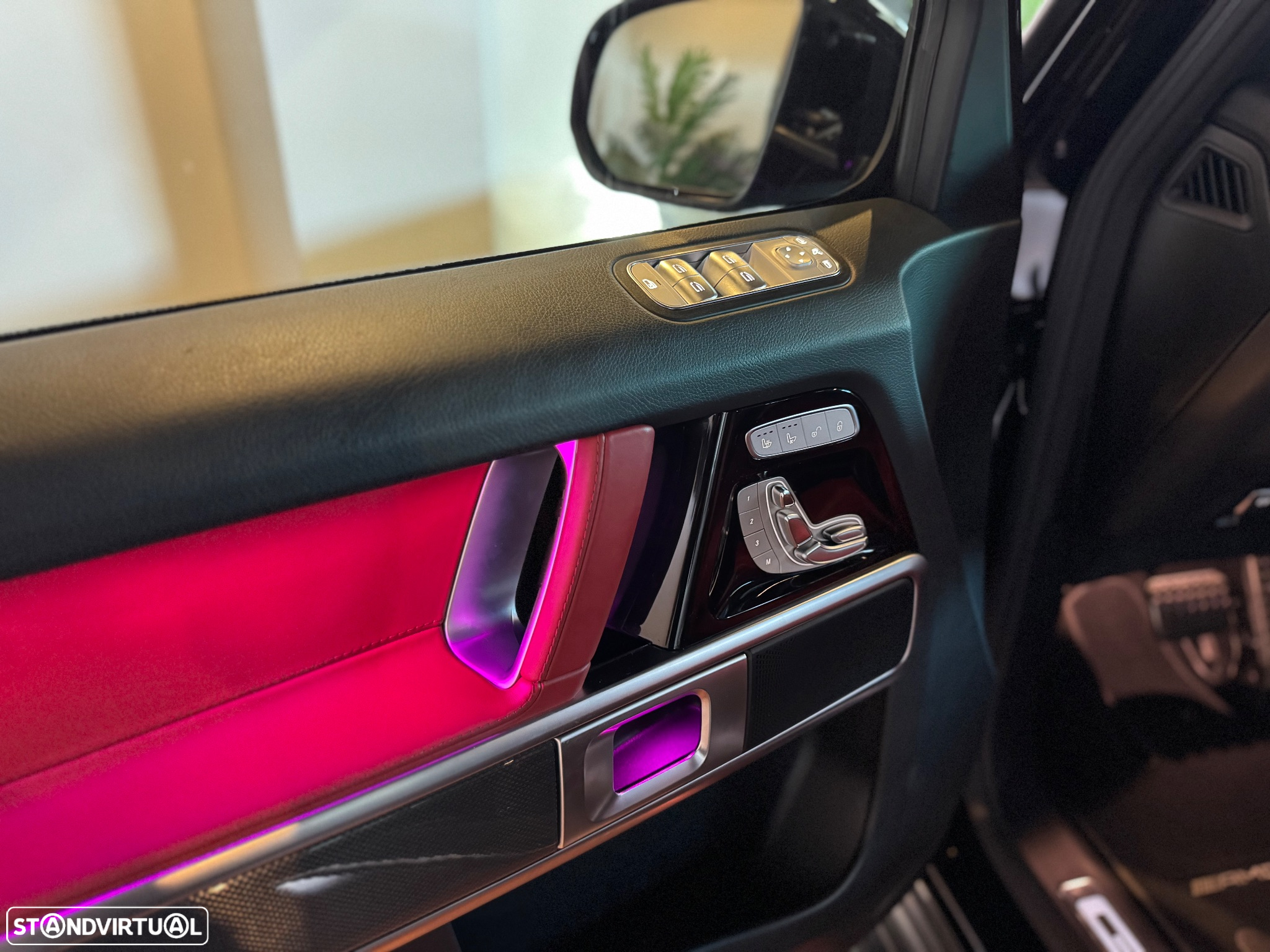 Mercedes-Benz G 350 d 9G-TRONIC AMG Line - 8