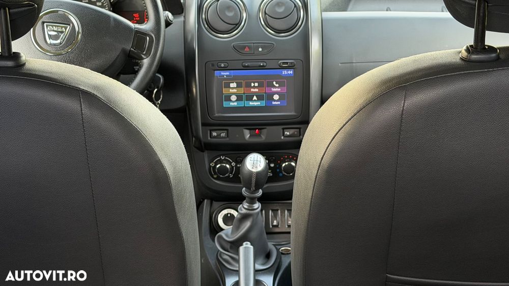 Dacia Duster dCi 110 FAP 4x4 Prestige - 38