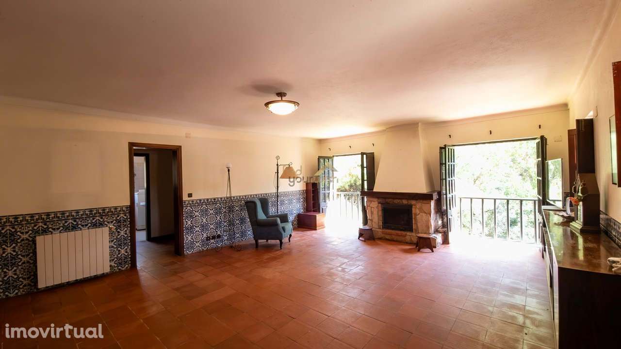 Moradia com 4 quartos e terreno - Grande imagem: 5/33