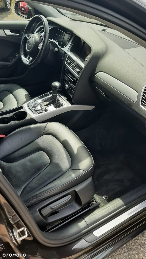 Audi A4 Avant 2.0 TDI DPF clean diesel multitronic Ambiente - 15