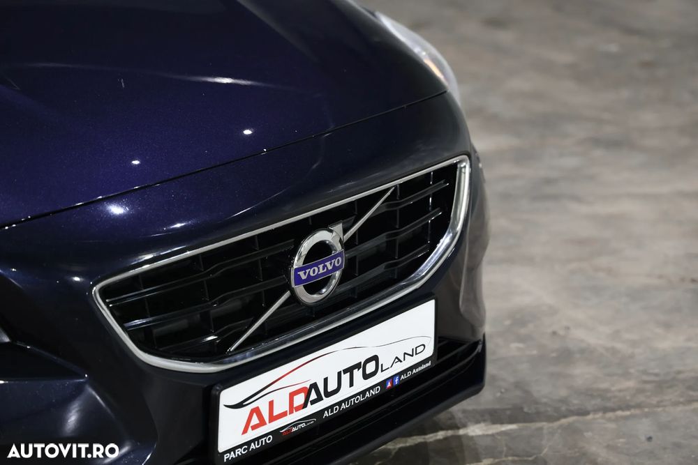 Volvo V40 D2 - 24