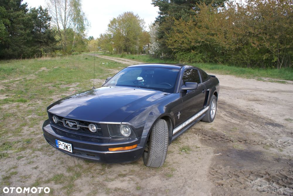 Ford Mustang - 2