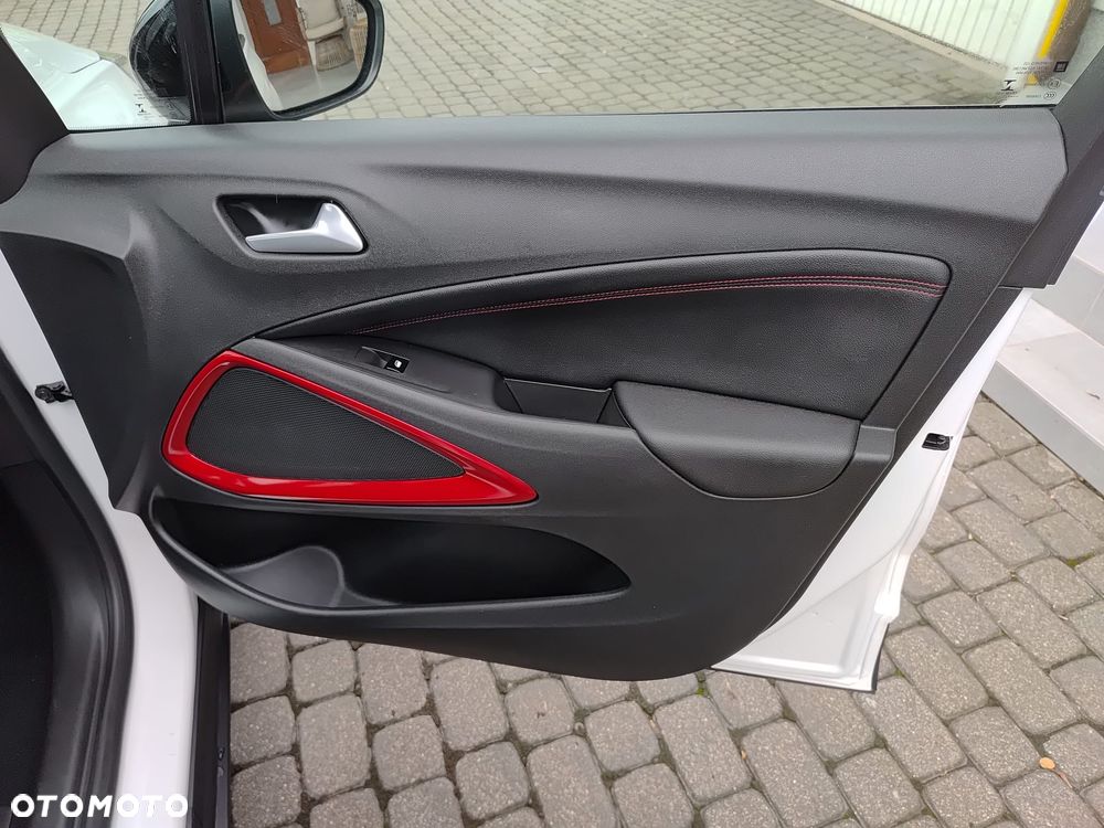 Opel Crossland X 1.2 T Design Line S&S - 11