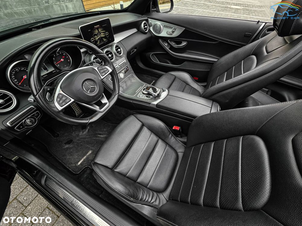 Mercedes-Benz Klasa C 300 4Matic 9G-TRONIC AMG Line - 15