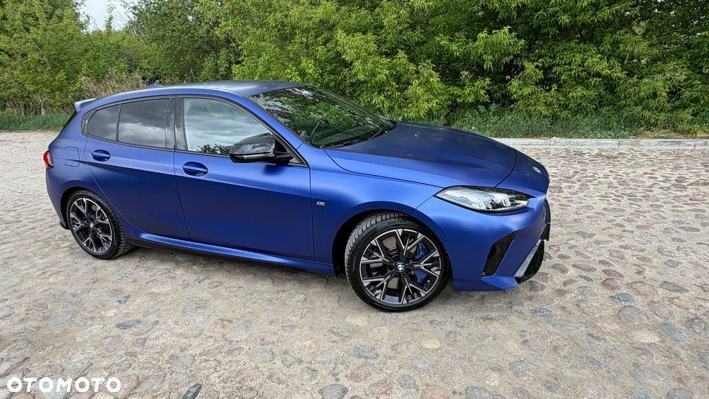 BMW 1M ver-m135i-xdrive - 11