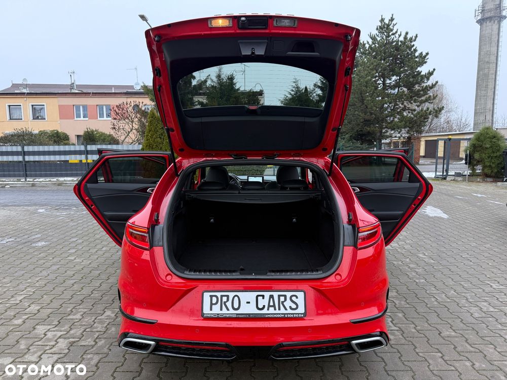 Kia ProCeed 1.4 T-GDI OPF GT LINE - 13