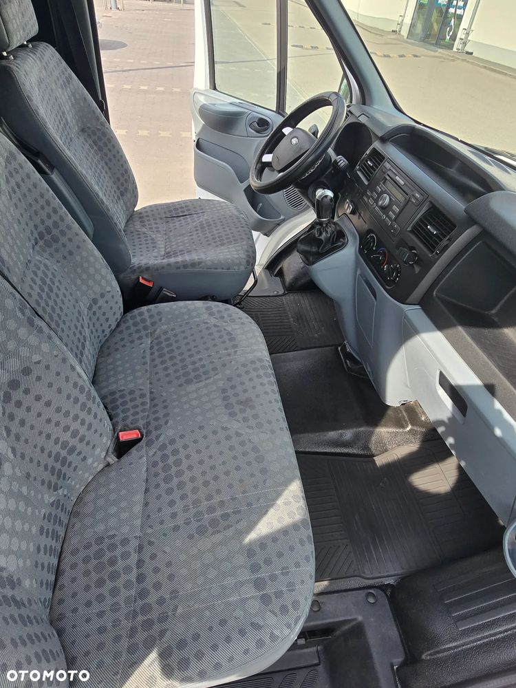 Ford Transit - 14