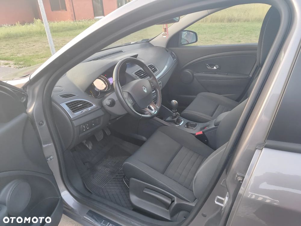Renault Megane 1.6 16V Limited - 9