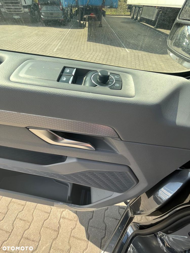 Volkswagen Transporter FURGON Edition - 12