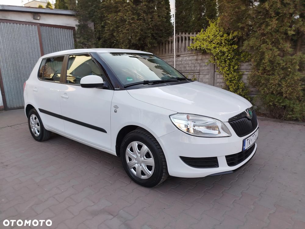 Skoda Fabia 1.2 HTP Active - 2