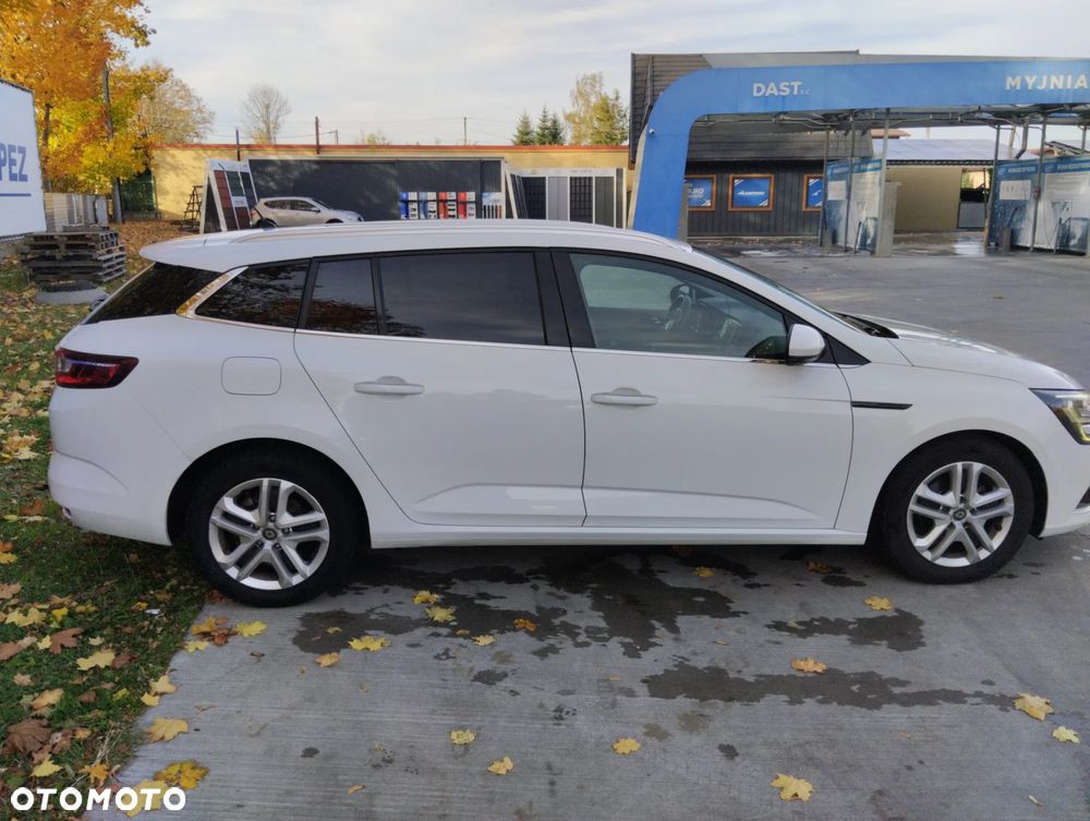 Renault Megane 2018 photo 2