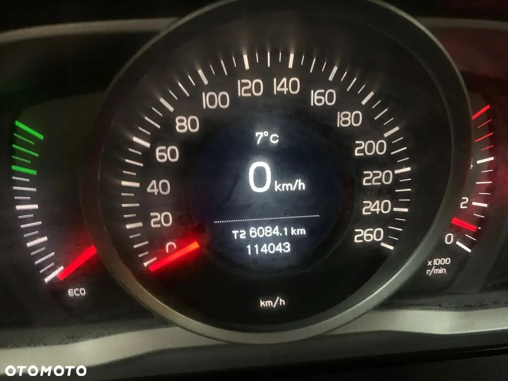 Volvo XC 60 D4 Drive-E Kinetic - 2