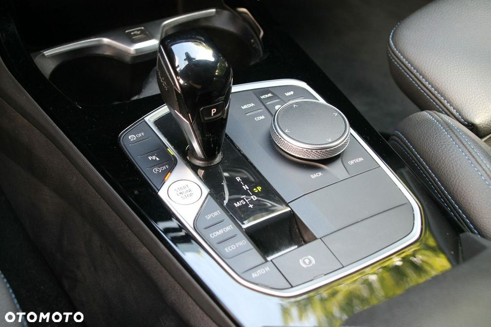 BMW Seria 1 118i M Sport - 17