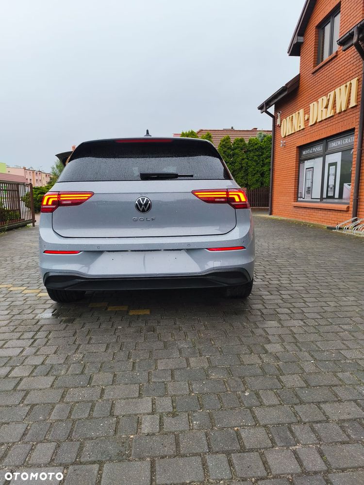 Volkswagen Golf - 13