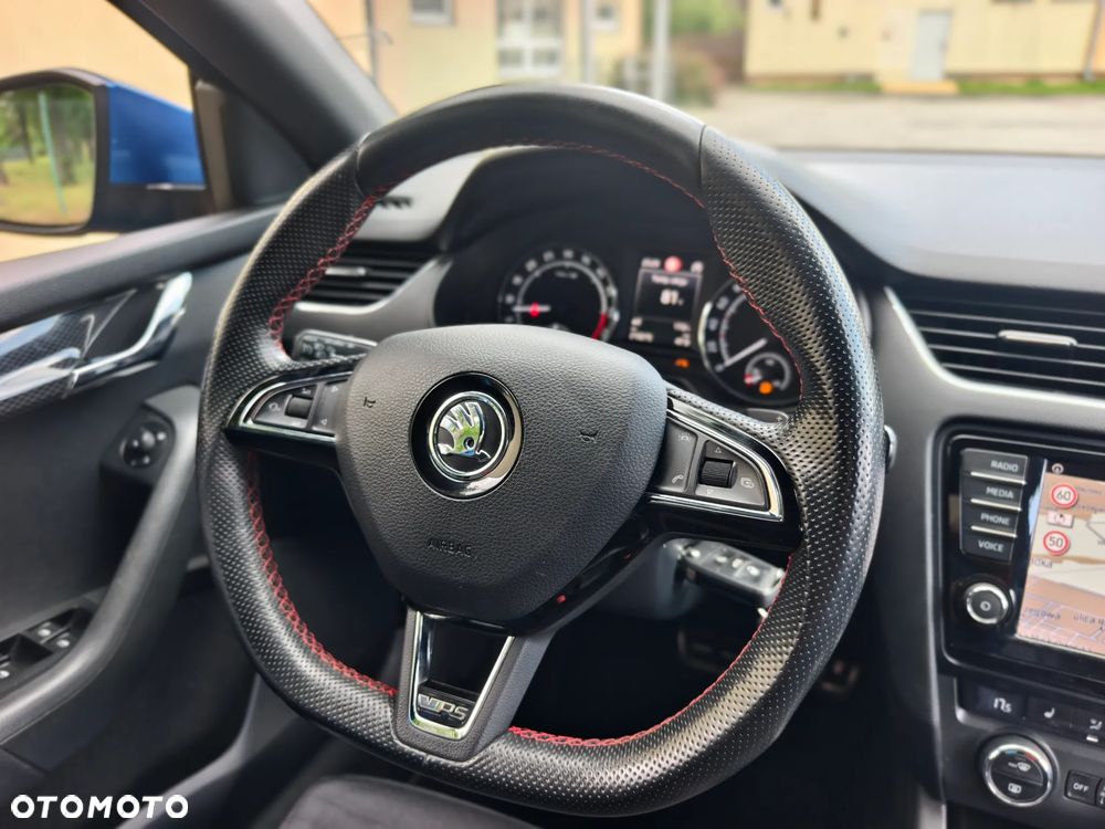 Skoda Octavia 2.0 TDI DSG RS - 12