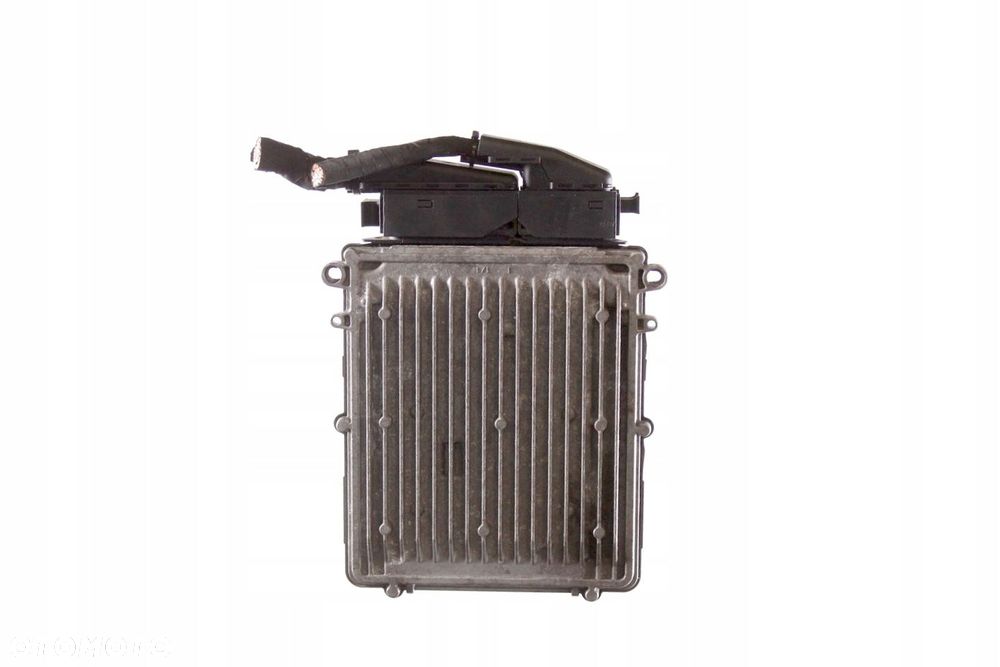 STEROWNIK SILNIKA MERCEDES W221 3.0 A6421504772 - 2