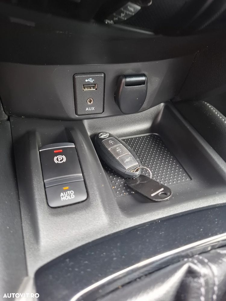Nissan X-Trail 1.6 dCi N-Connecta - 29