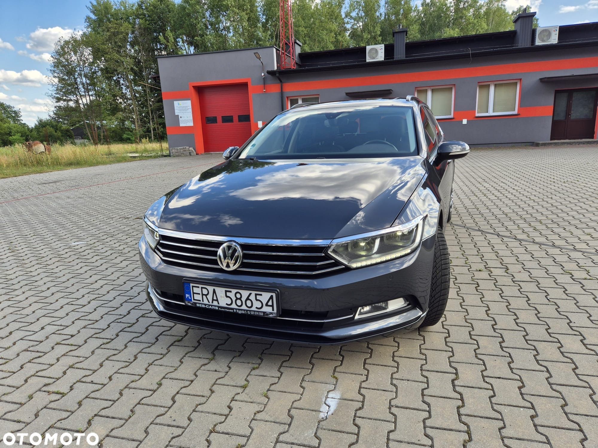 Volkswagen Passat Variant 2.0 TDI SCR DSG Highline - 1