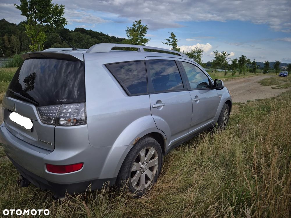 Mitsubishi Outlander 2.0 DID Instyle - 5