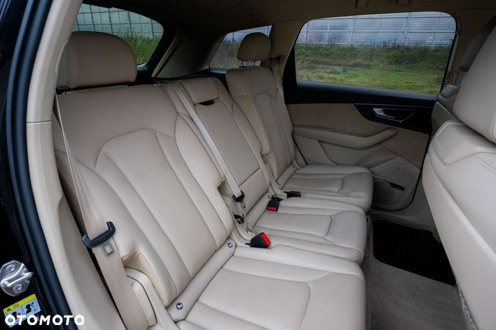 Audi Q7 50 TDI mHEV Quattro S Line Tiptr - 38