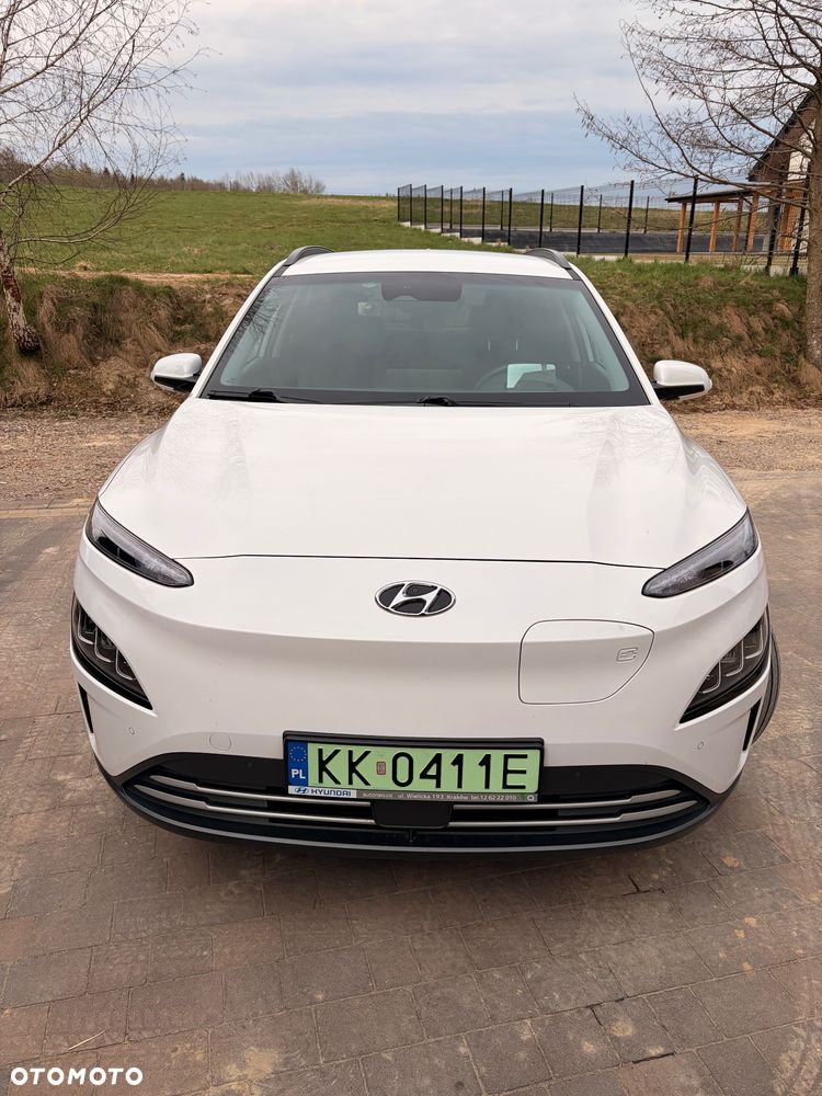 Hyundai Kona 64kWh Executive - 2
