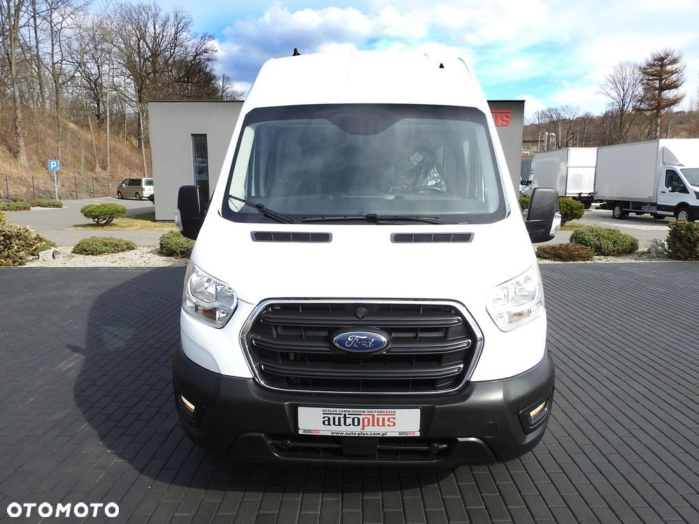 Ford TRANSIT  FURGON BRYGADÓWKA  6 MIEJSC TEMPOMAT LEDY KLIMATYZACJA  180KM - 6