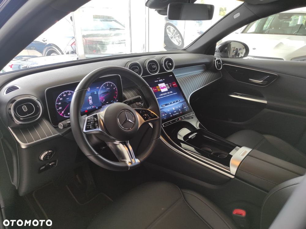 Mercedes-Benz GLC - 16