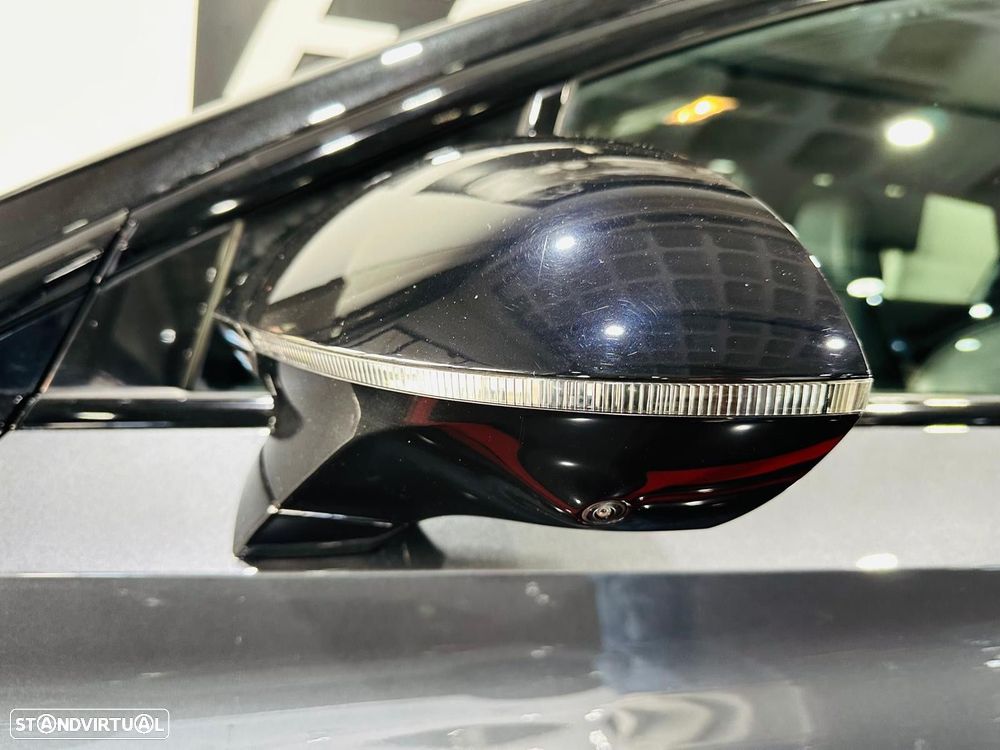 MG MG4 64 kWh Luxury - 25