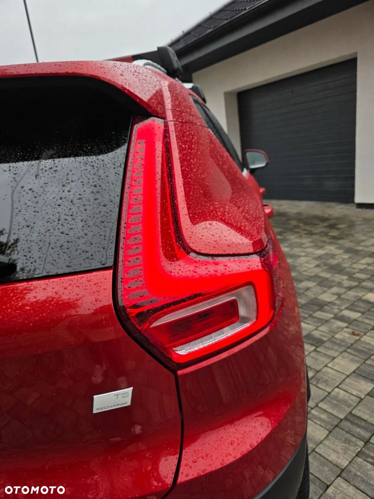 Volvo XC 40 T5 Plug-In Hybrid Inscription - 2