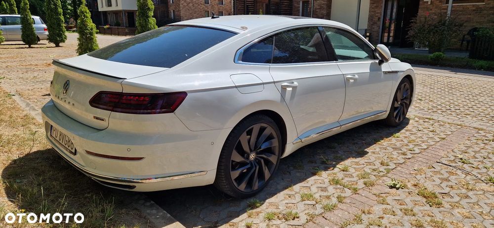 Volkswagen Arteon 2.0 TDI SCR 4Motion DSG R-Line Edition - 9