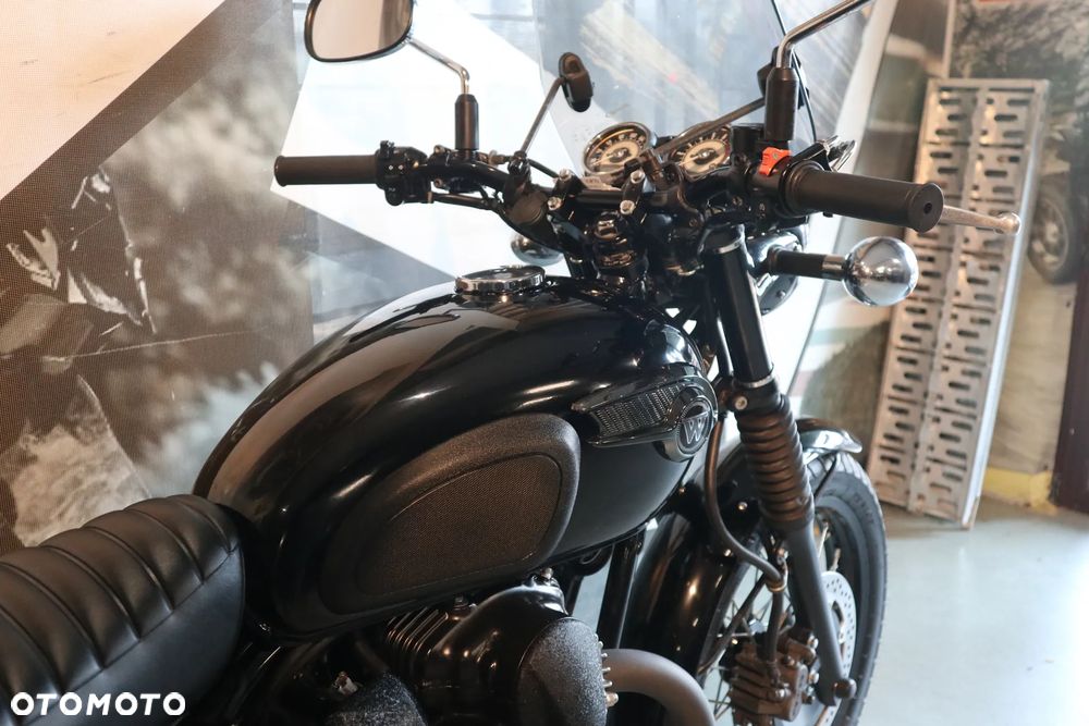 Kawasaki Inny - 18