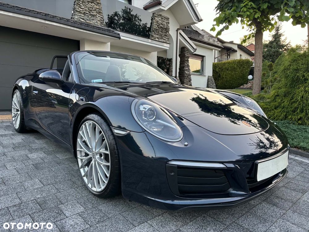 Porsche 911 Carrera - 6