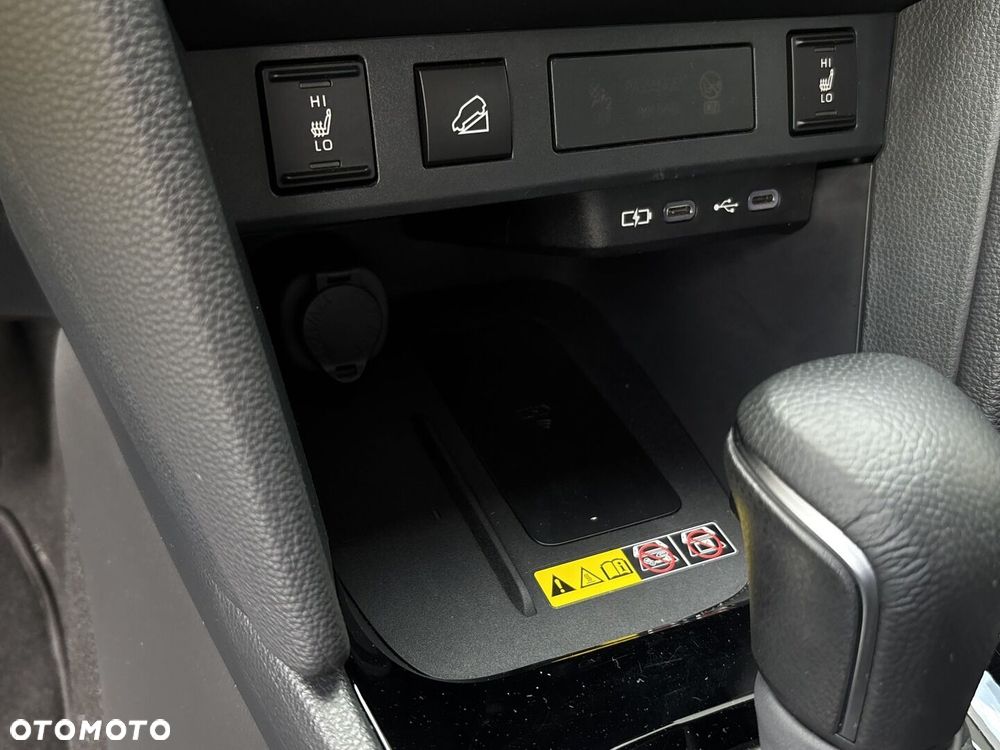 Toyota Yaris Cross Hybrid 1.5 Style AWD - 25