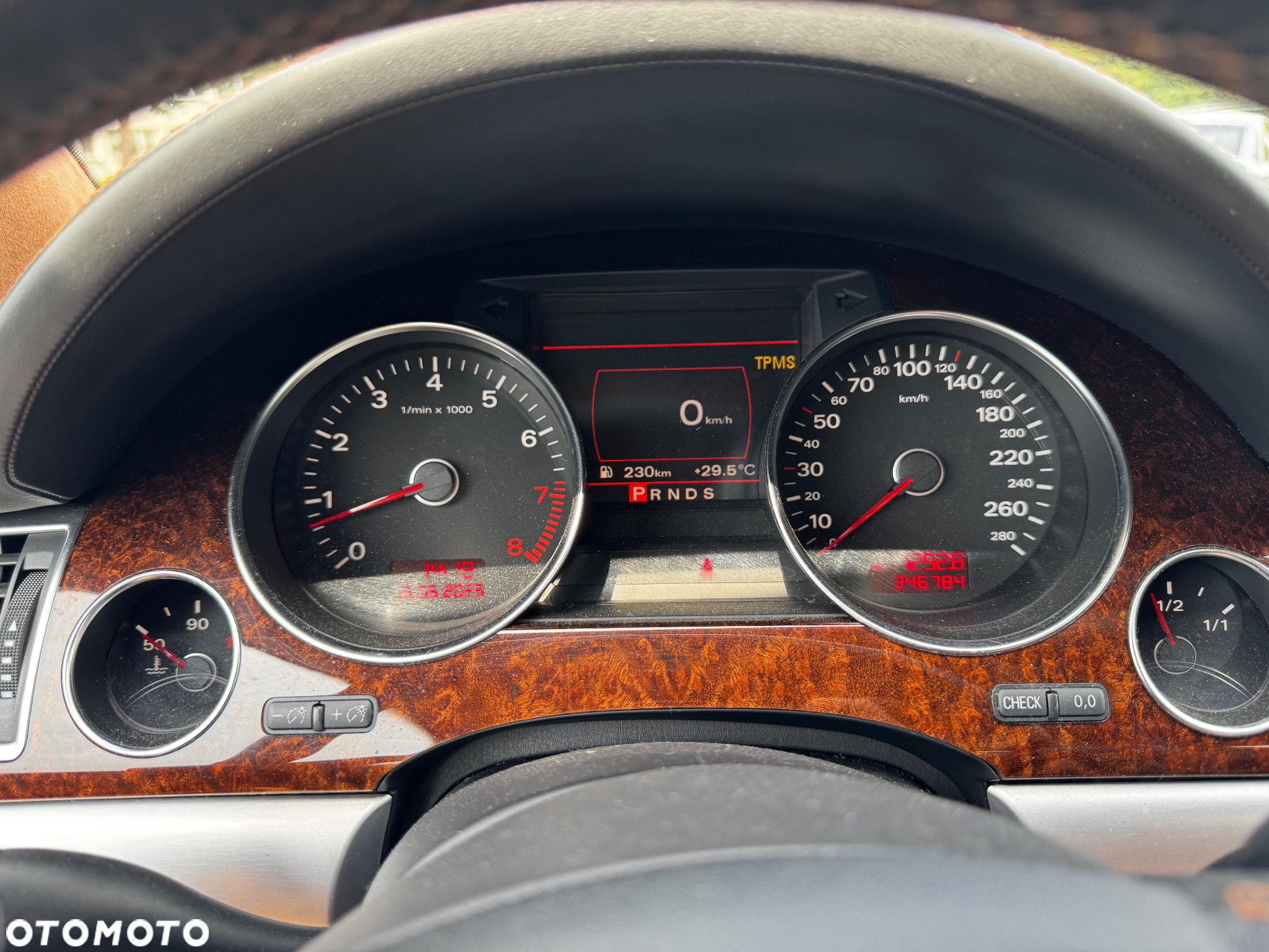 Audi A8 4.2 FSI L Quattro - 8