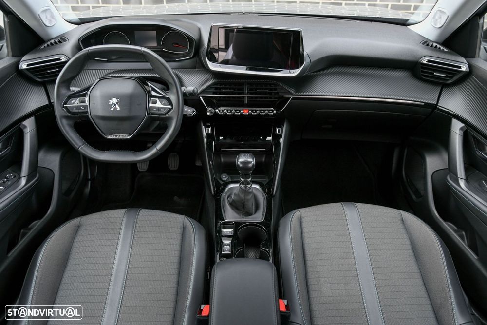 Peugeot 2008 1.2 Allure - 2