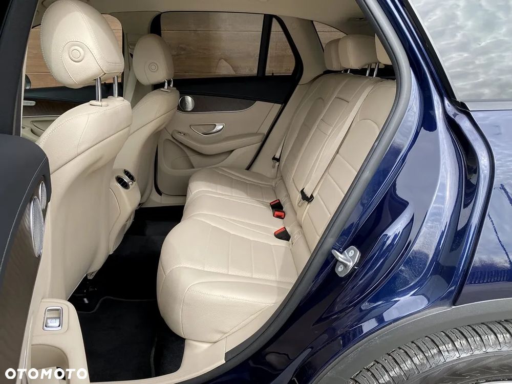 Mercedes-Benz GLC 220 d 4-Matic - 21
