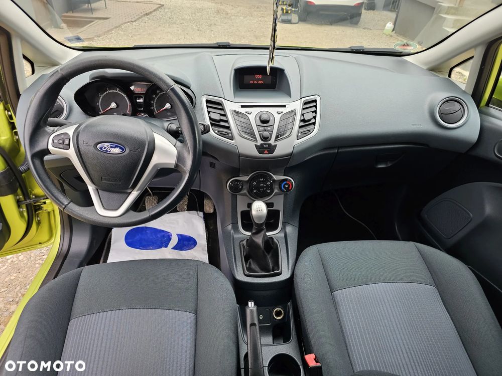 Ford Fiesta - 8