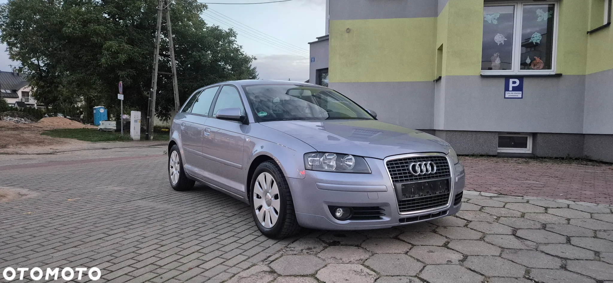 Audi A3 Sportback 1.6 Attraction - 2