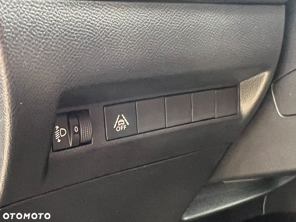 Peugeot 208 PureTech 110 Stop & Start Allure - 29