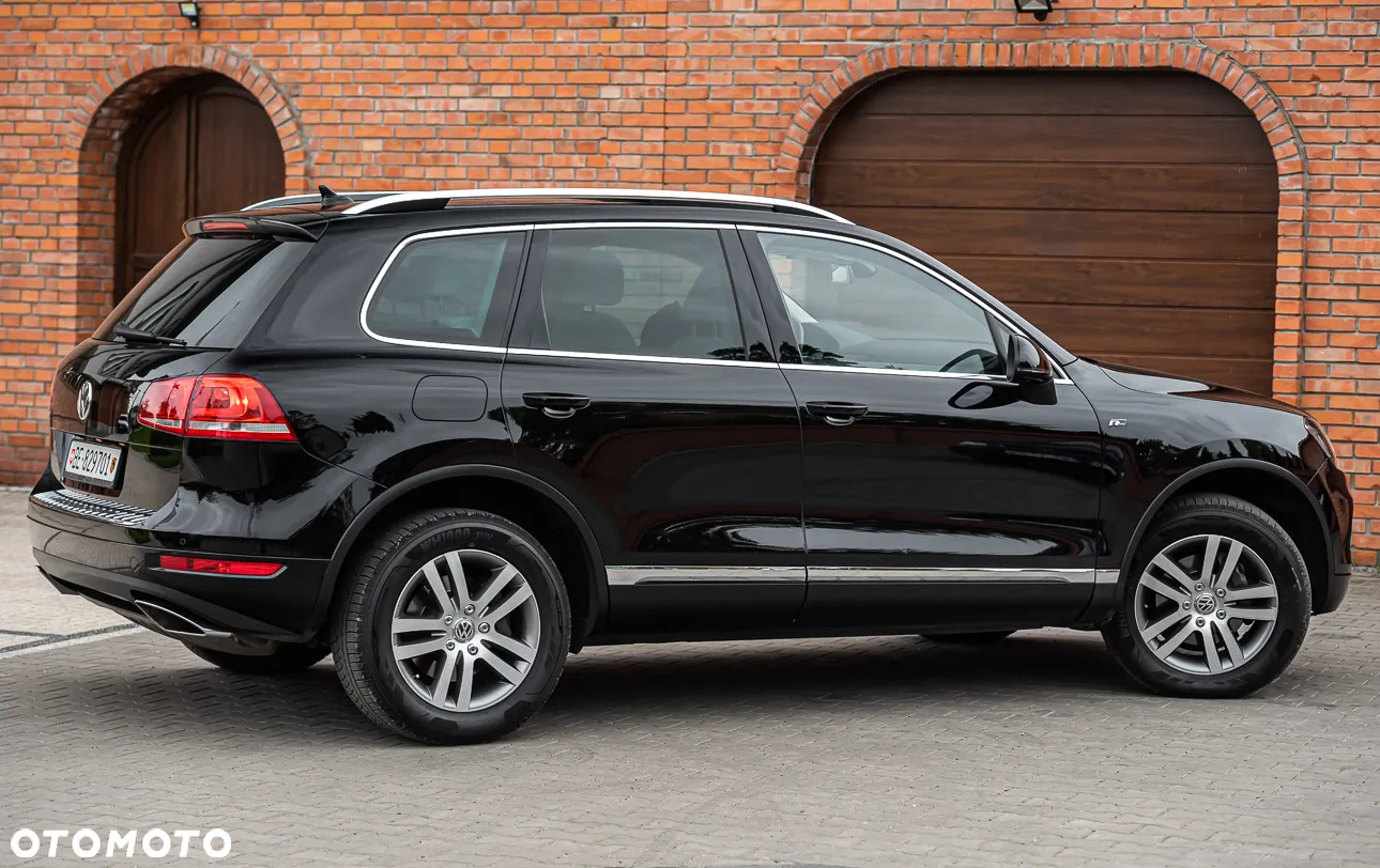 Volkswagen Touareg 3.0 V6 TDI BMT R-Style - 4