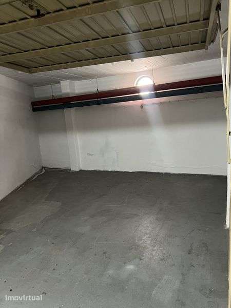 Garagem  para arrendar no Rio de Mouro - Grande imagem: 4/7
