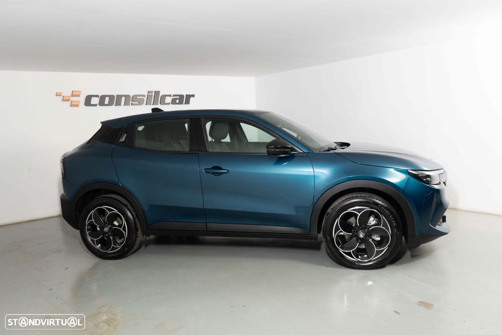 Alfa Romeo Junior Elletrica 50 kWh Launch Edition - 7