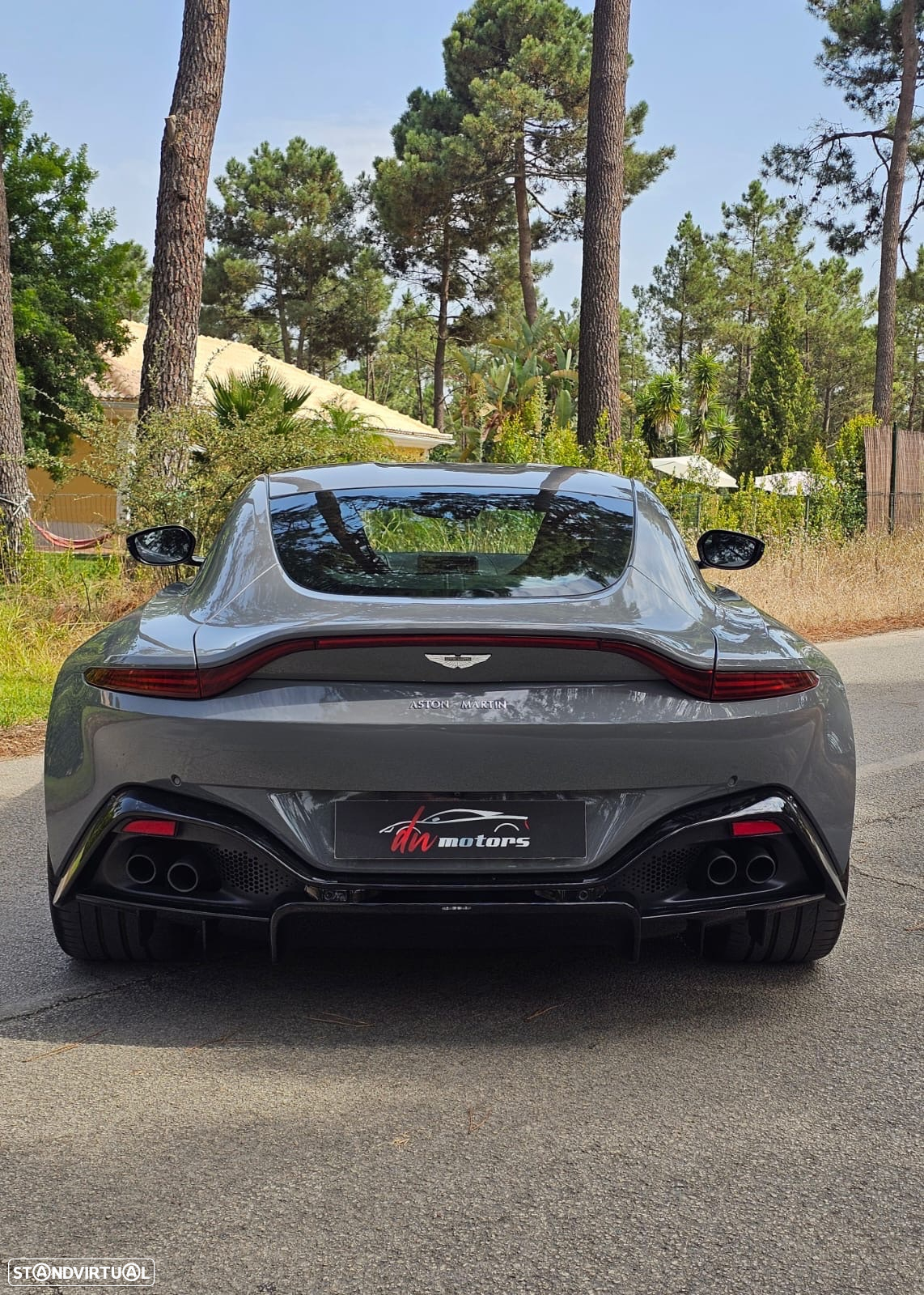 Aston Martin Vantage Coupe V8 - 4