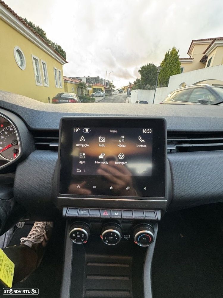 Renault Clio 1.0 TCe Evolution - 16