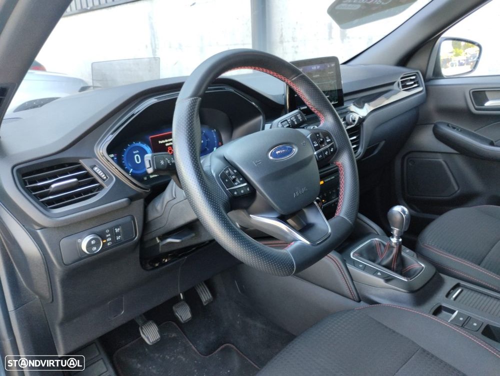 Ford Kuga 1.5 TDCi EcoBlue ST-Line - 2