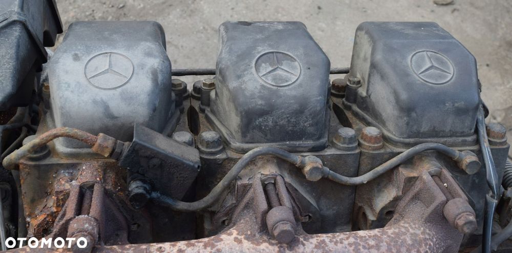 GŁOWICA SILNIKA MERCEDES ACTROS MP2 MP3 - 2