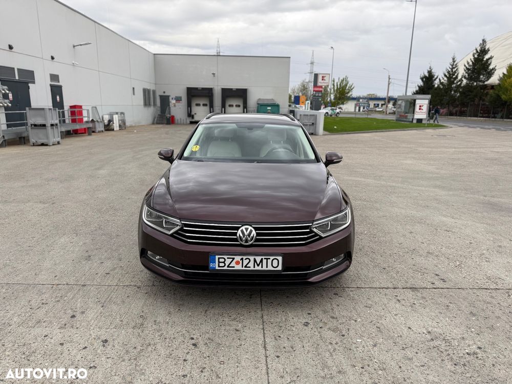 Volkswagen Passat - 2