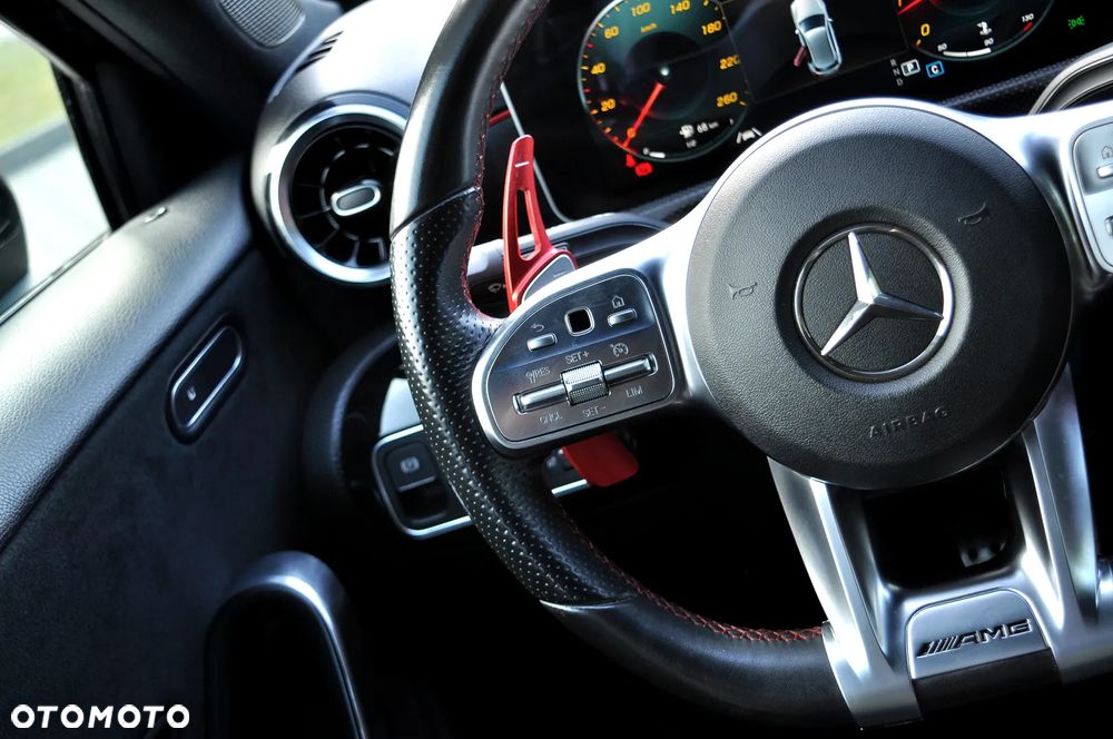 Mercedes-Benz Klasa A 180 7G-DCT Edition AMG Line - 29