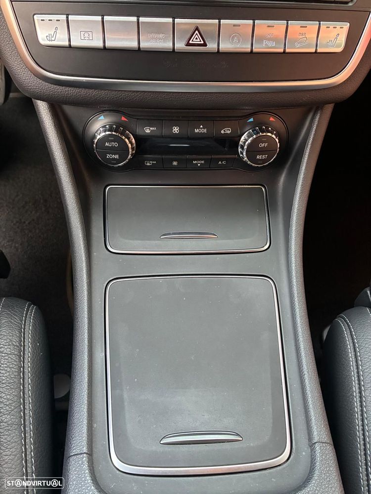 Mercedes-Benz GLA 250 4Matic 7G-DCT Style - 9