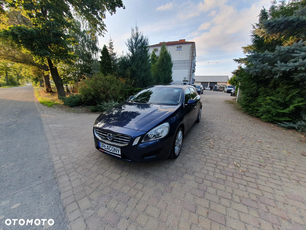 Volvo V60 D3 Geartronic Momentum